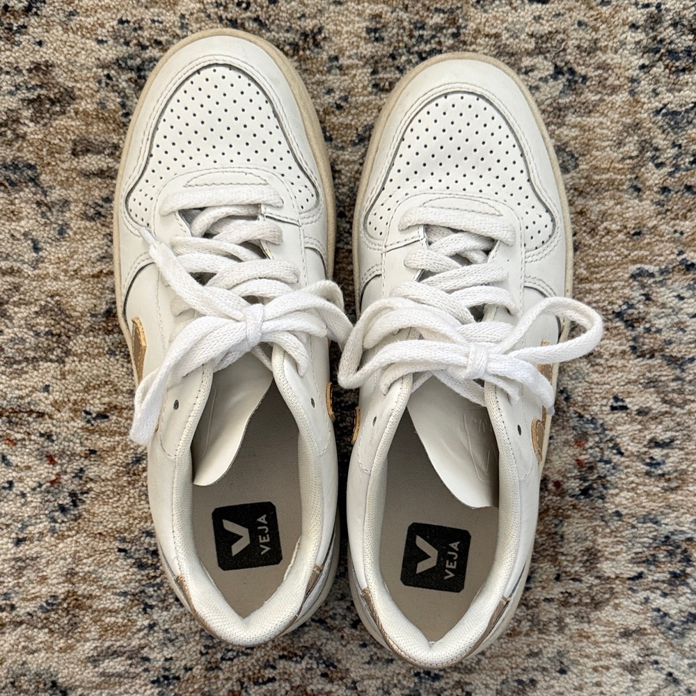Veja V10 Sneakers with Gold- Size 5/EU36 - Picture 2 of 4